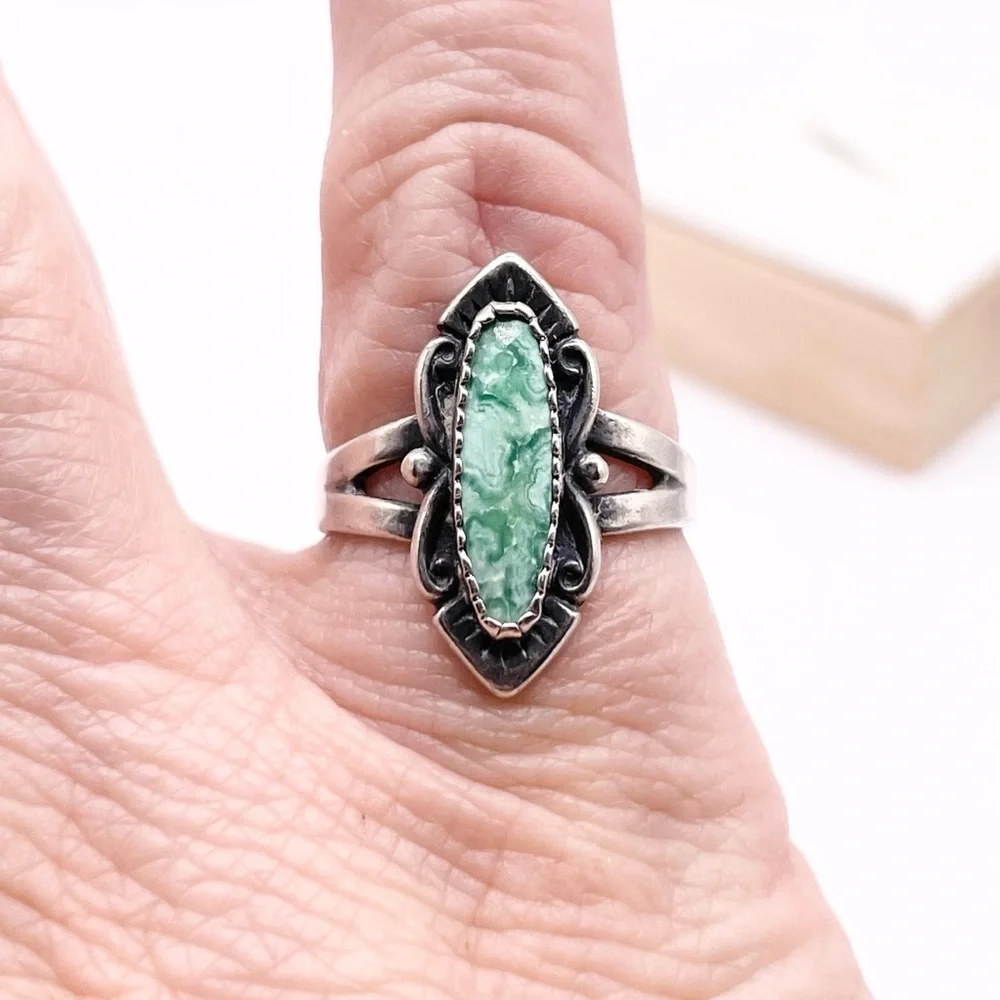Size 6 Green Stone Bell Trading post 925 sterling silver Ring - Picture 6 of 8